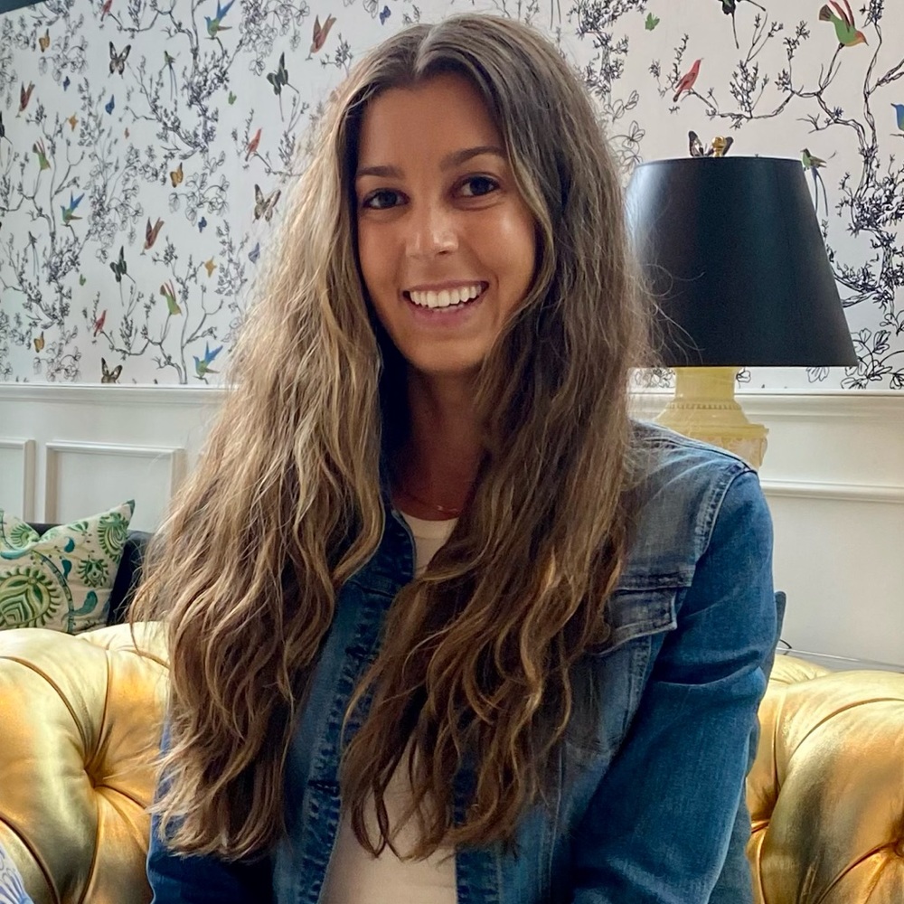 Meet your Posher, Brittney